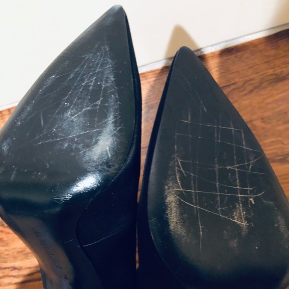 Manolo Blahnik - Picture 3 of 3